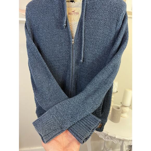 Hollister Men's Size Small insulated Hoodie warm, cozy, Fall Winter, Spring #74 - Picture 7 of 7